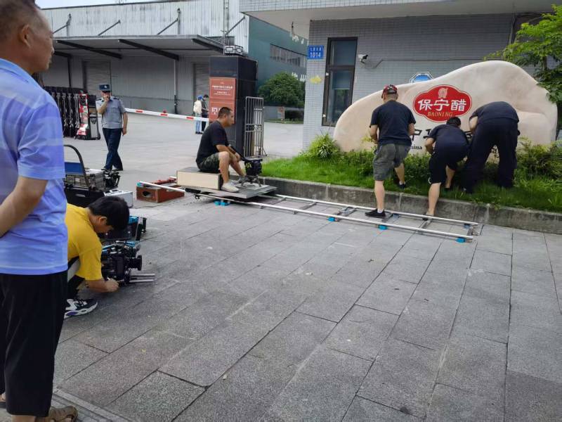 巴音郭楞广告片拍摄公司核心优势：全流程服务，让品牌广告片省心更出彩