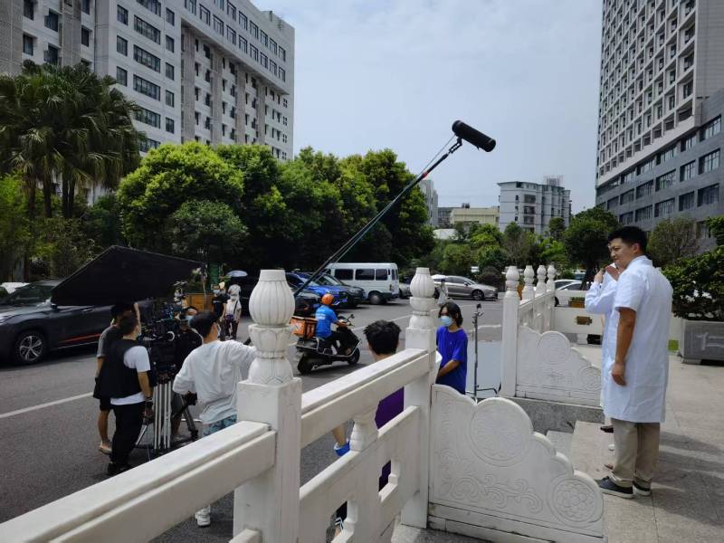 巴音郭楞广告片拍摄公司低成本实现高规格制作的诀窍
